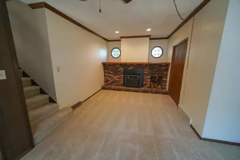 610 7th Avenue Ackley IA 50601