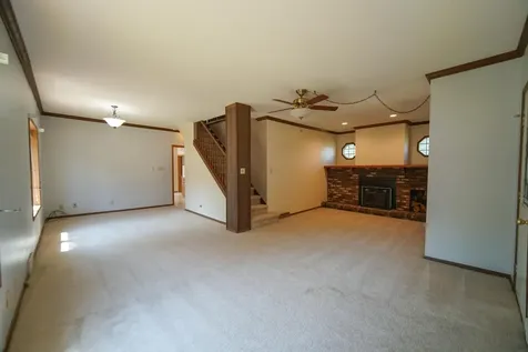610 7th Avenue Ackley IA 50601