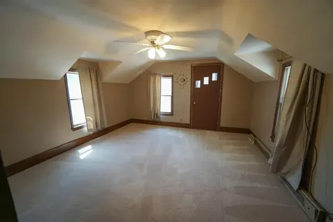 610 7th Avenue Ackley IA 50601