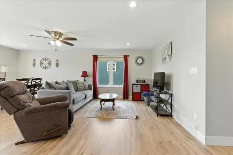 411 Pine Street Janesville IA 50647