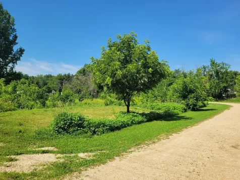 419 4th Avenue NW Oelwein IA 50662