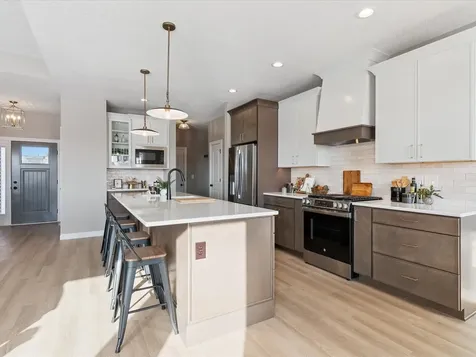 1522 Pebble Stone Place Cedar Falls IA 50613
