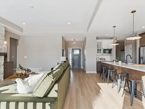 1522 Pebble Stone Place Cedar Falls IA 50613