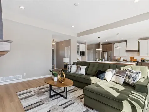 1522 Pebble Stone Place Cedar Falls IA 50613