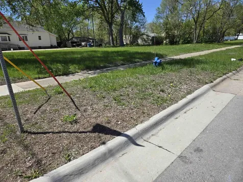 Lot 11 & 12 Webster Street Waterloo IA 50703
