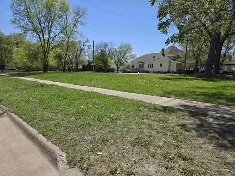 Lot 11 & 12 Webster Street Waterloo IA 50703