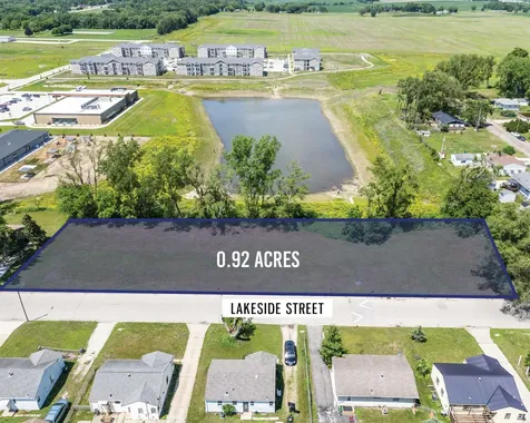 Lots Lakeside Street Waterloo IA 50703