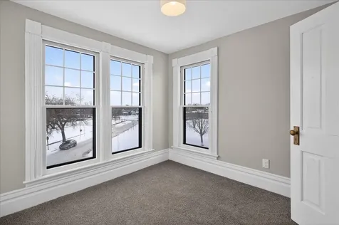 337 Almond Street Waterloo IA 50703