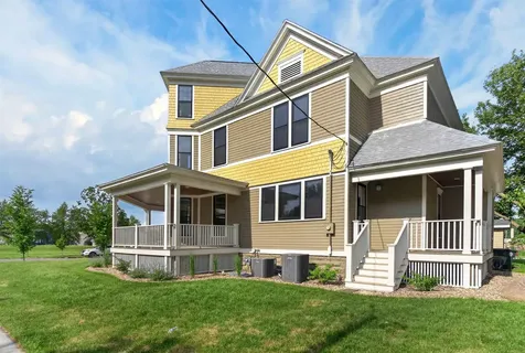 337 Almond Street Waterloo IA 50703