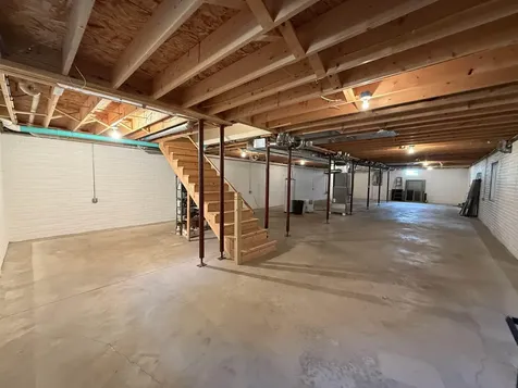 1107 Freeman Street Charles City IA 50616