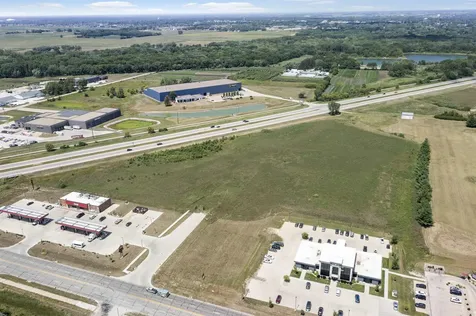 Hwy 63 Land Waterloo IA 50701