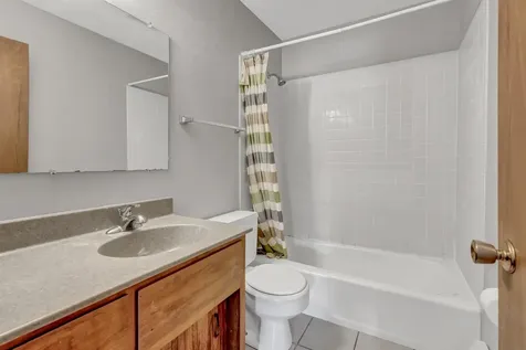 2500 Olive Street Cedar Falls IA 50613