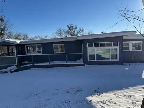904 Highland Acres Road Marshalltown IA 50158