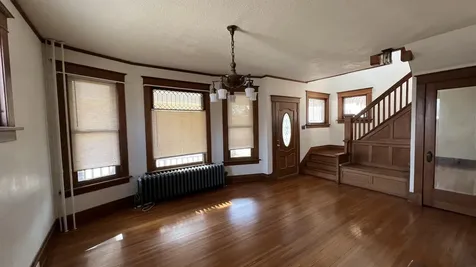 306 E Prospect Street New Hampton IA 50659