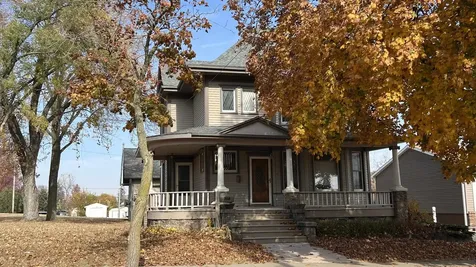306 E Prospect Street New Hampton IA 50659