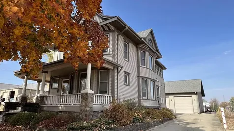 306 E Prospect Street New Hampton IA 50659