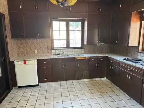 301 Riverside Drive Charles City IA 50616