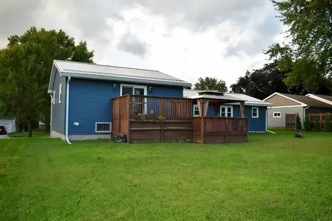 221 Prestien Drive Denver IA 50622