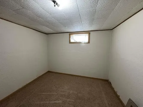 903 Kimball Avenue Waterloo IA 50702
