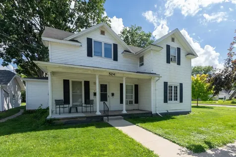 524 W 6th Street Cedar Falls IA 50613