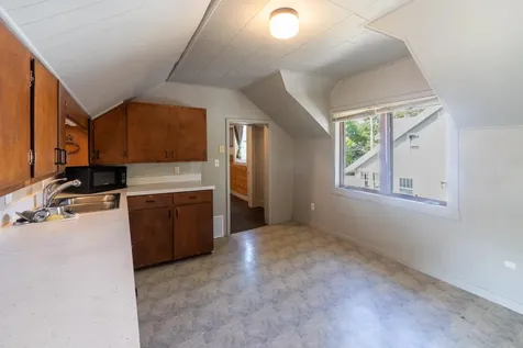 524 W 6th Street Cedar Falls IA 50613