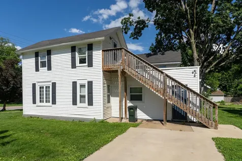 524 W 6th Street Cedar Falls IA 50613