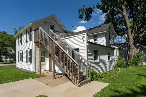 524 W 6th Street Cedar Falls IA 50613