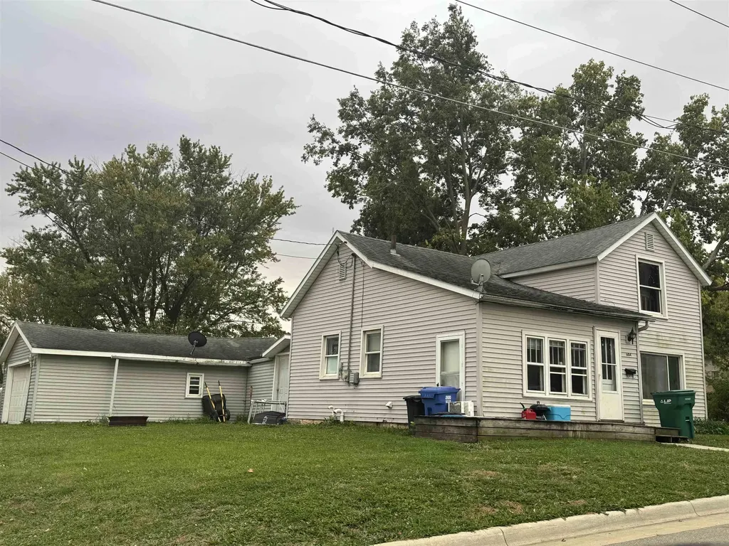 604 2nd Street Charles City IA 50616