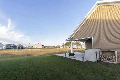 711 W 6th Street Janesville IA 50647