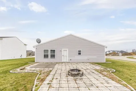324 Post Oak Drive Cedar Falls IA 50613