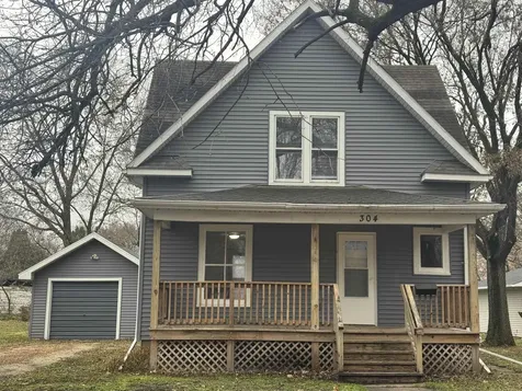 304 8th Avenue Charles City IA 50616