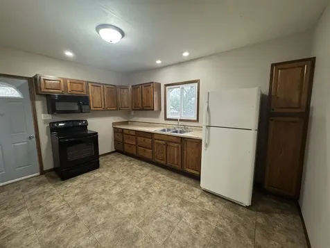 304 8th Avenue Charles City IA 50616