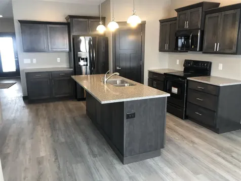 405 Golden Lane Cedar Falls IA 50613