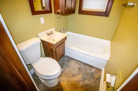 1309 Grandview Avenue Waterloo IA 50703
