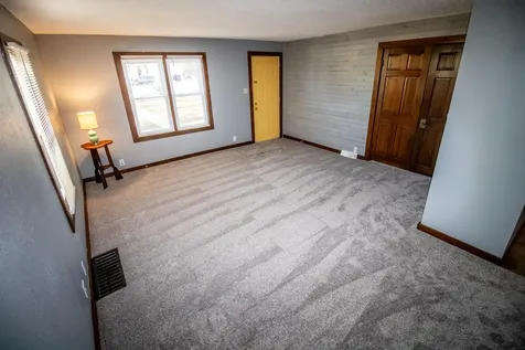 1309 Grandview Avenue Waterloo IA 50703