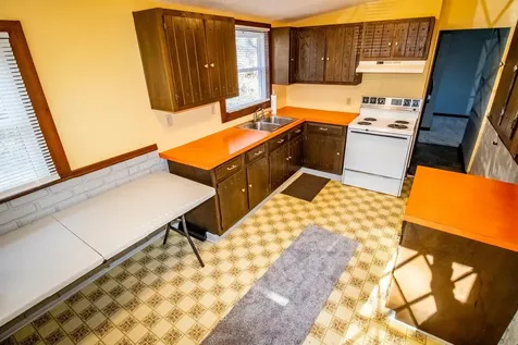 1309 Grandview Avenue Waterloo IA 50703