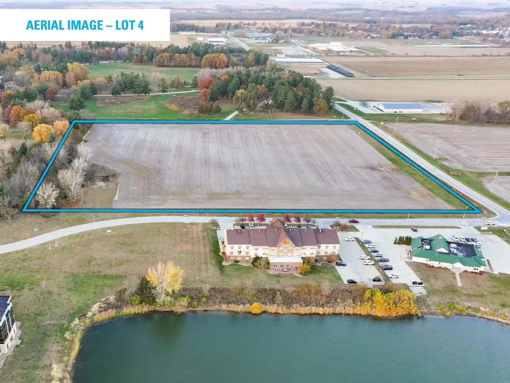 Swan Lake Boulevard Independence IA 50644