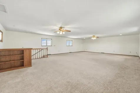 10554 N Avenue Maynard IA 50655