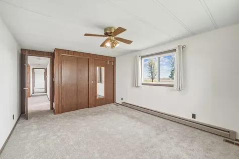 10554 N Avenue Maynard IA 50655
