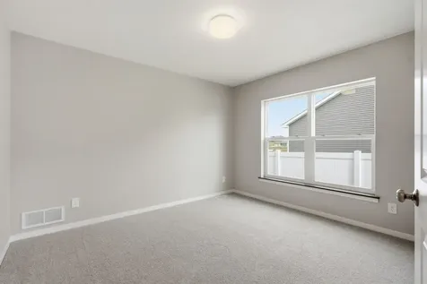 5768 Wall Street Waterloo IA 50701