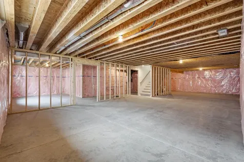 5768 Wall Street Waterloo IA 50701