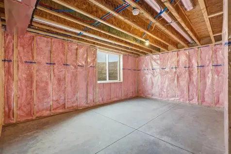 5768 Wall Street Waterloo IA 50701