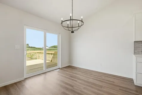 5752 Wall Street Waterloo IA 50701