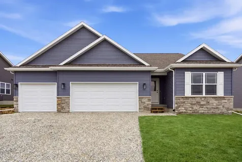5752 Wall Street Waterloo IA 50701