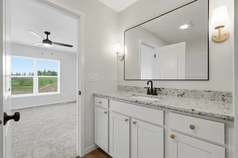 5752 Wall Street Waterloo IA 50701