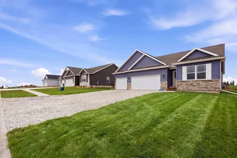 5752 Wall Street Waterloo IA 50701