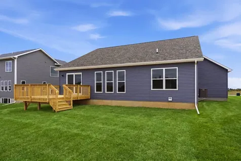 5752 Wall Street Waterloo IA 50701