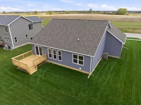 5752 Wall Street Waterloo IA 50701