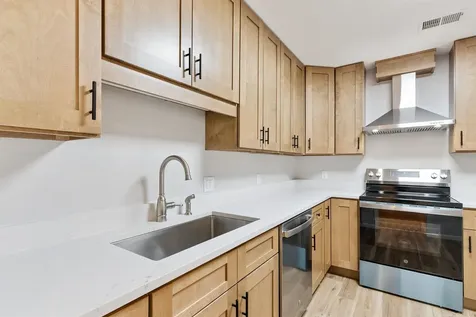 3446 Kingswood Place Waterloo IA 50701