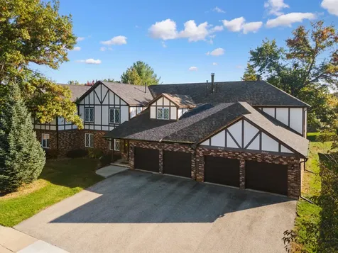 3446 Kingswood Place Waterloo IA 50701